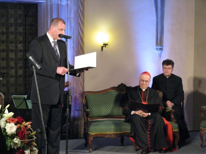 Wizyta kardynała Tarcisio Bertone we Wrocławiu, Maciek Raińczuk